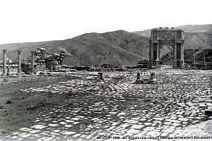 1- Djemila 1938. Arc de Caracalla (5)